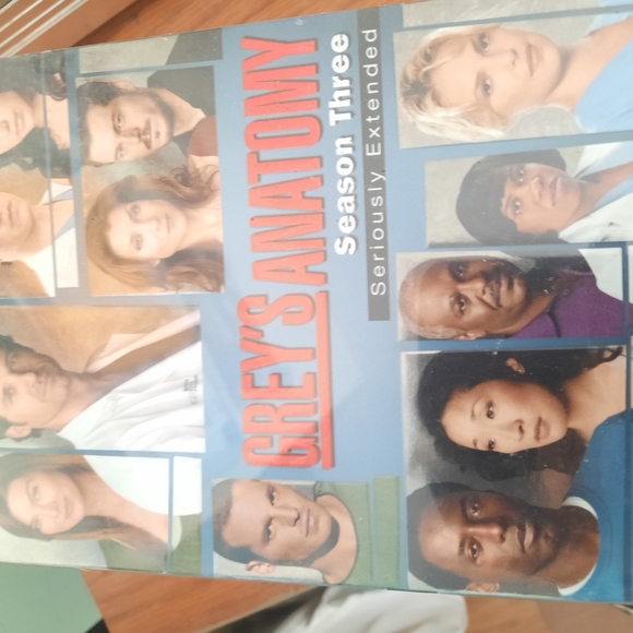 Grey's Anatomy DVD Box Set Collection - Picture 4 of 8
